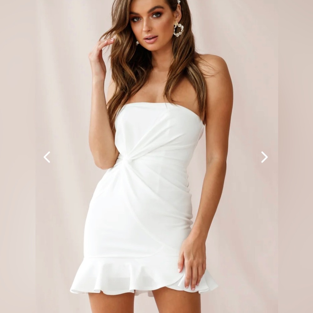 Strapless knot dress